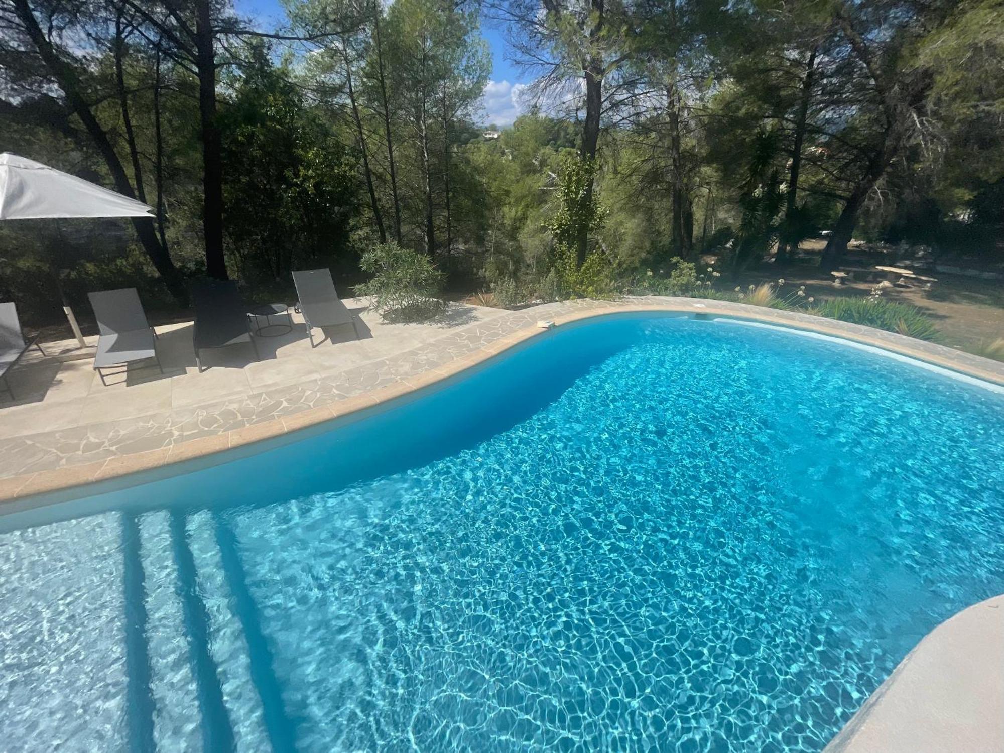 La Villa Des Carriers- Maison Avec Piscine Proche Mer Roquefort Les Pins Exterior foto