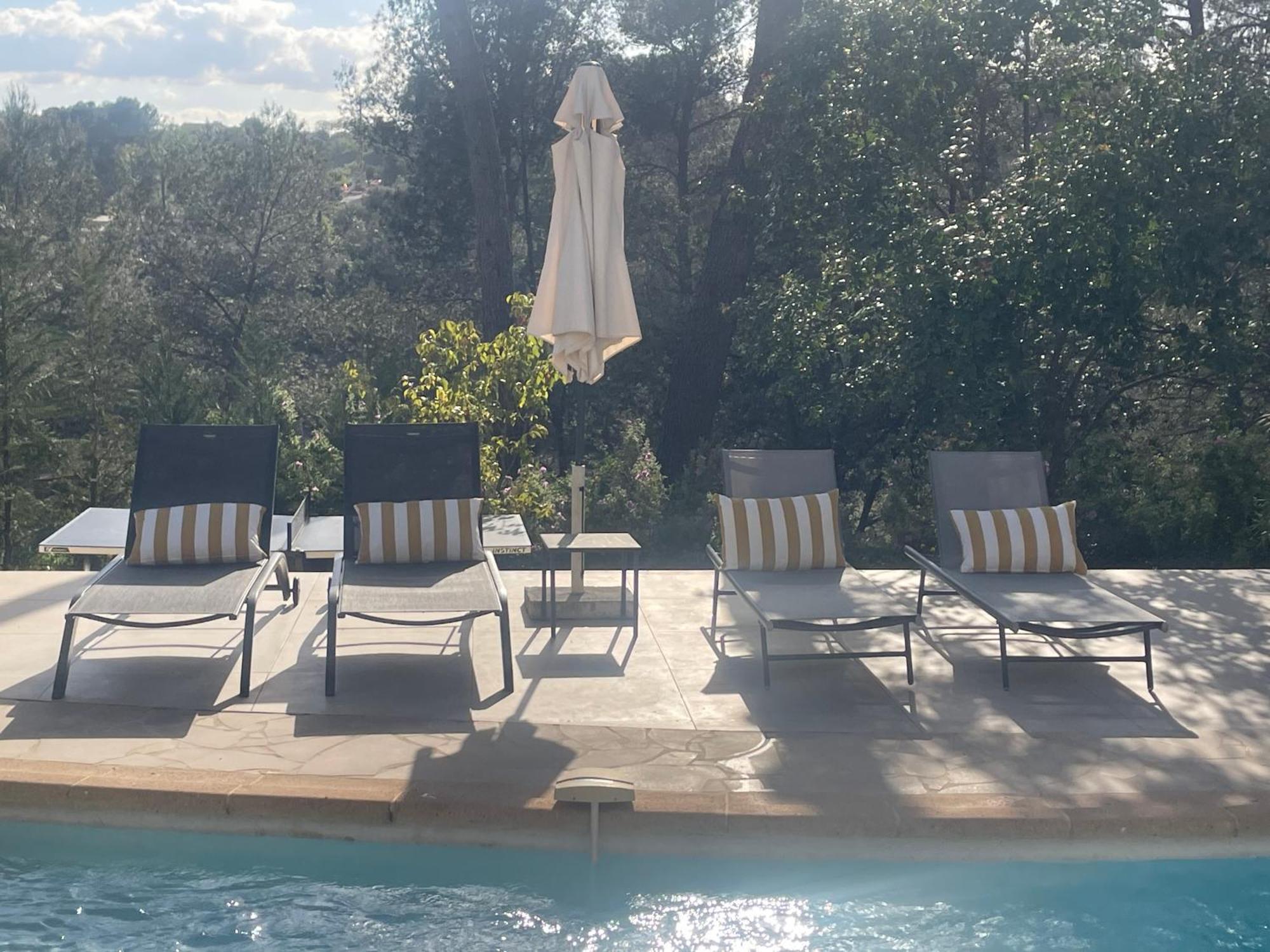 La Villa Des Carriers- Maison Avec Piscine Proche Mer Roquefort Les Pins Exterior foto